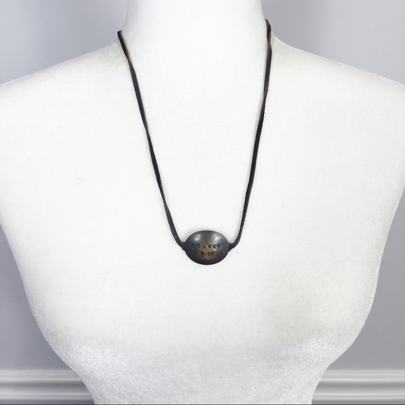 Vintage Jewelry - Vintage Romans 8:28 Pendant Leather Strand Necklace Unisex